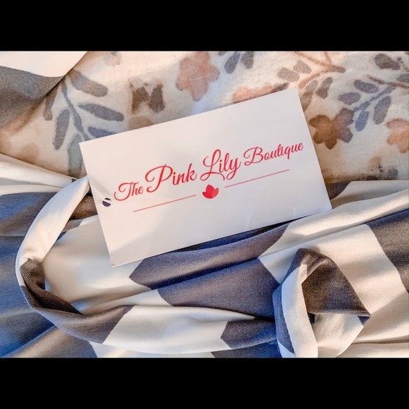 NWT Chevron Dress from the Pink Lilly Boutique - Picture 2 of 5